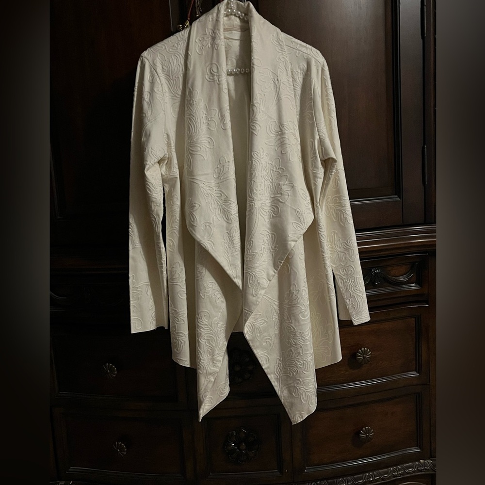Soft Surroundings Cream embroidered jacket